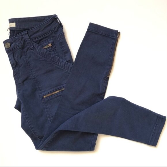 Joie Women’s Park Skinny Utility Cargo Pants - Navy Blue; Size 25 - Picture 11 of 13